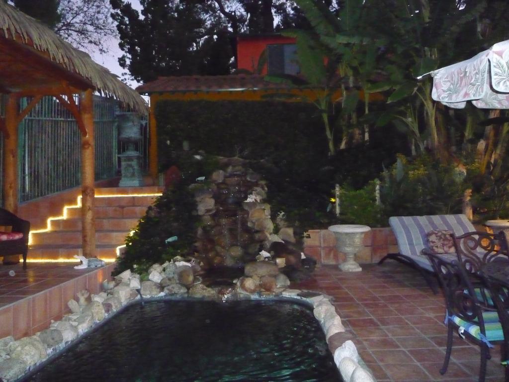 Woodland Hills Calabasas Guesthouses Los Ángeles Exterior foto